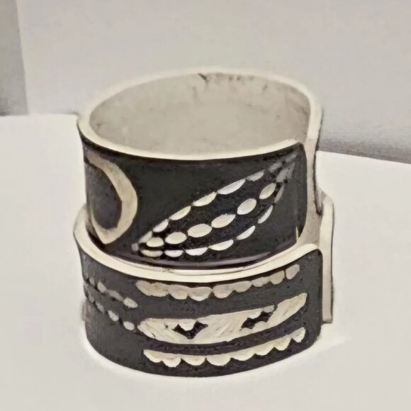 2 Chunky Plastic Bracelets - Picture 9 of 9